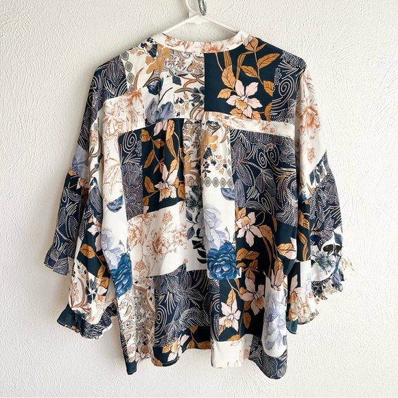 Johnny Was NWOT LEO SILK BUTTON DOWN TOP Size S - Picture 7 of 14